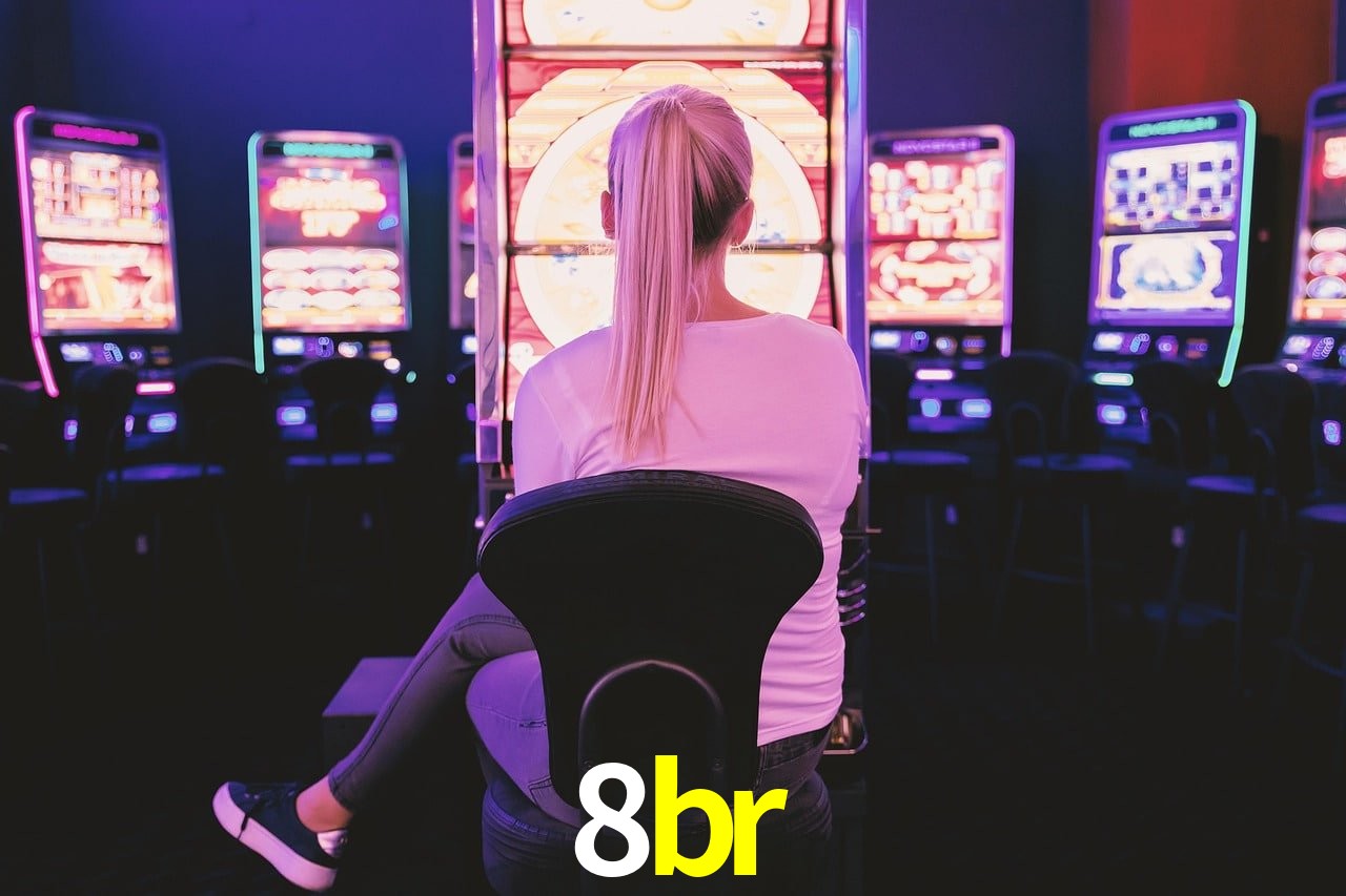 Live Casino 8br
